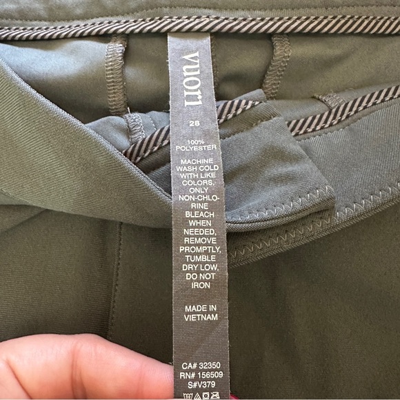 Vuori Meta Shorts Men’s Size 28 Aspen Gray Blue 8” Inseam Chino V379 Golf Active - Picture 5 of 11